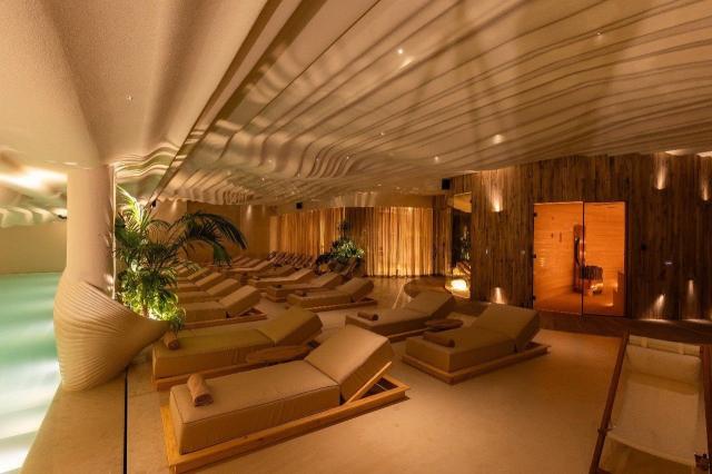 Hotel Epidamn White Sensation