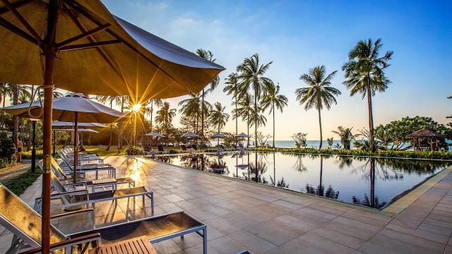 Kantary Beach