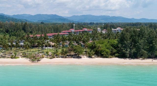 Kantary Beach