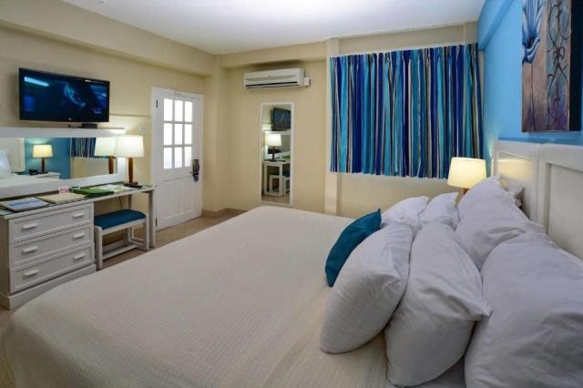 Southern Palms Beach Club
