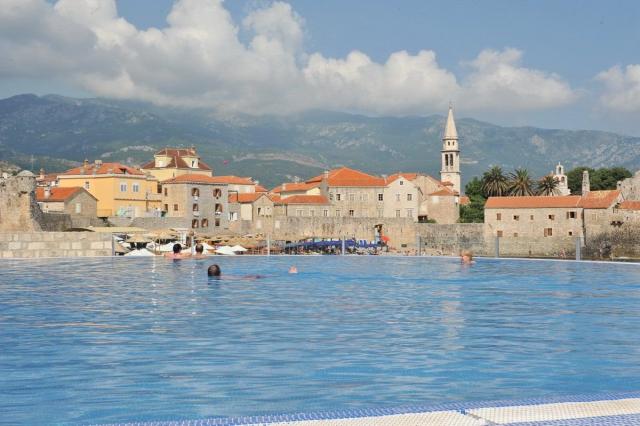 Avala Resort & Villas Hotel