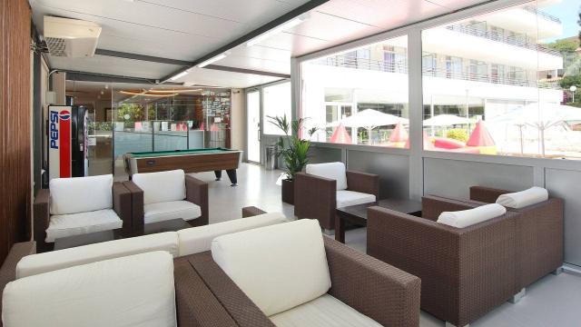Aparthotel Esmeraldas