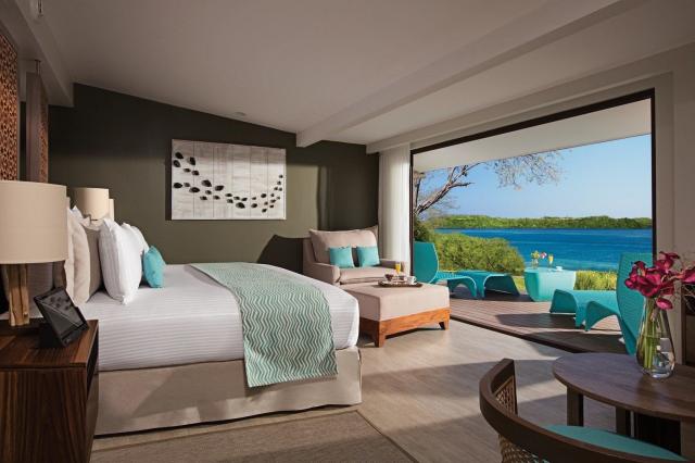 Secrets Papagayo