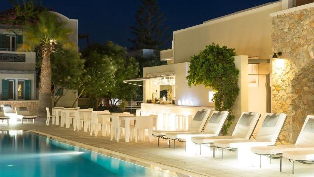 Rose Bay Hotel