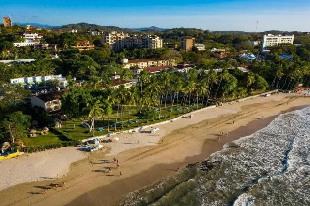 Tamarindo Diría Beach Resort