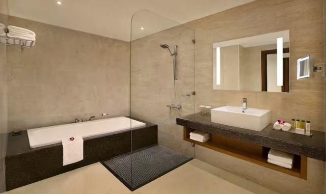 DoubleTree by Hilton Resort & Spa Marjan Island
