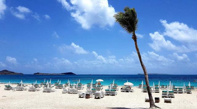 La Playa Orient Bay
