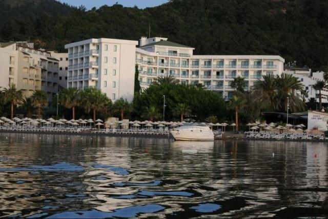 Hotel Tropical Beach