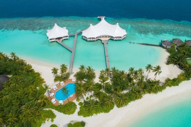 Safari Island Resort