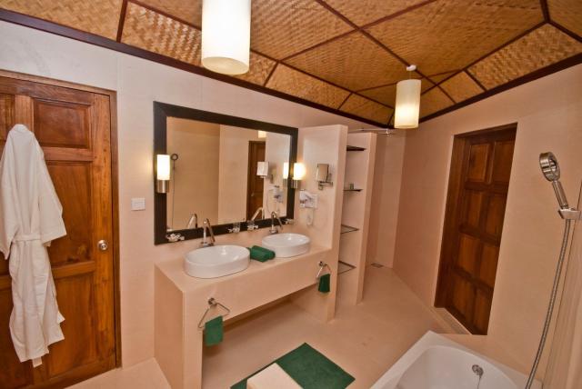 Safari Island Resort