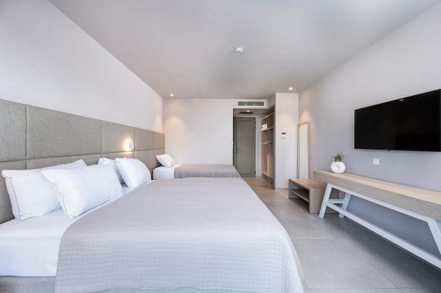 Hotel Porto Bello Beach