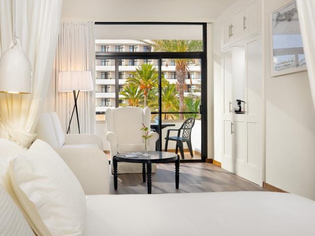 Hotel H10 Conquistador