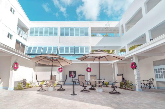 Time Out Hotel