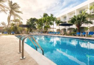 Time Out Hotel