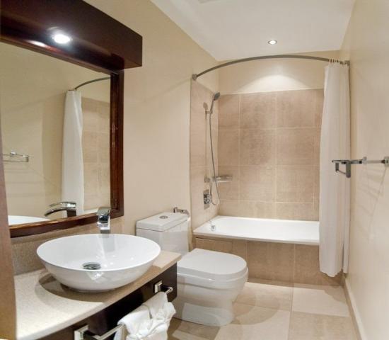 Island Inn Hotel