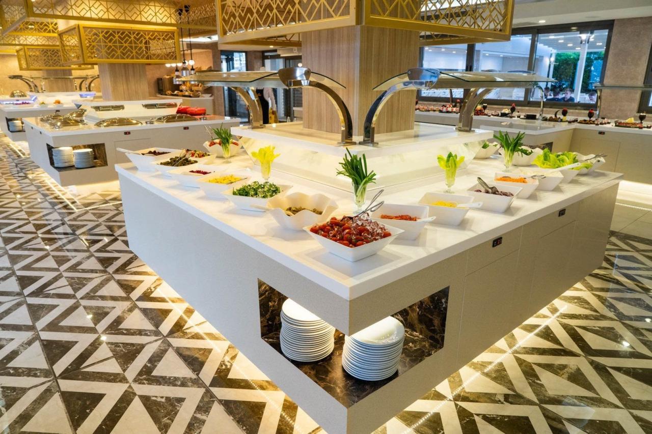Hotel Emre Beach