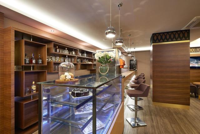Hotel Emre Beach