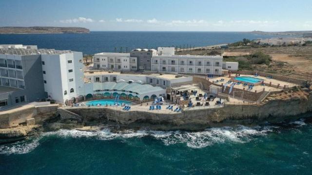 Paradise Bay Resort Hotel