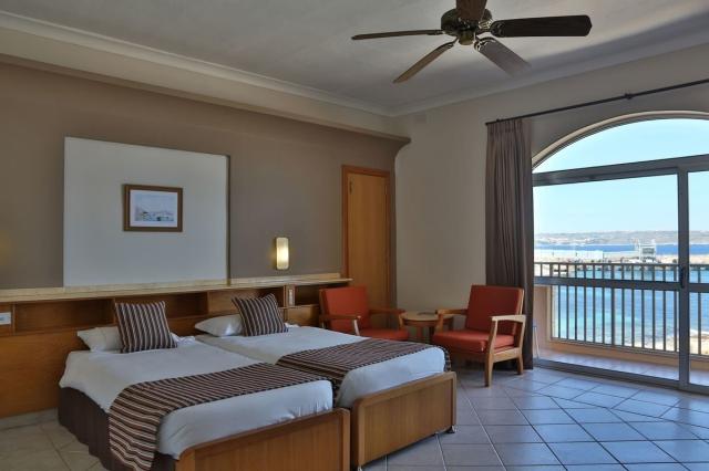Paradise Bay Resort Hotel