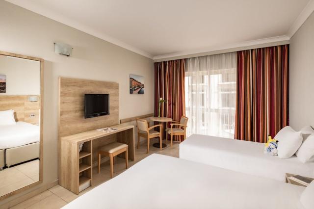 Qawra Palace Hotel