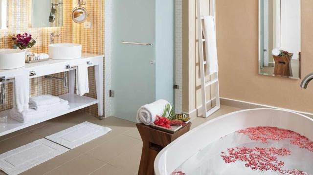 Hotel Azul Beach Resort Negril by Karisma