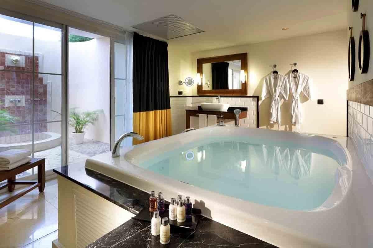 Hotel Grand Palladium Lady Hamilton Resort and Sp
