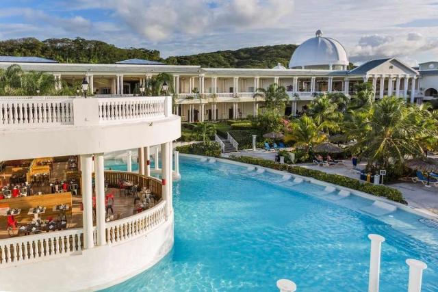 Hotel Grand Palladium Lady Hamilton Resort and Sp