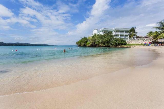 Hotel Grand Palladium Lady Hamilton Resort and Sp
