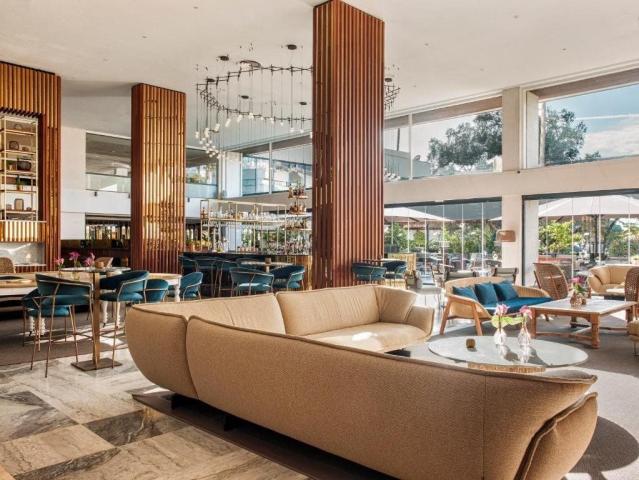 Hotel Gran Melia Don Pepe