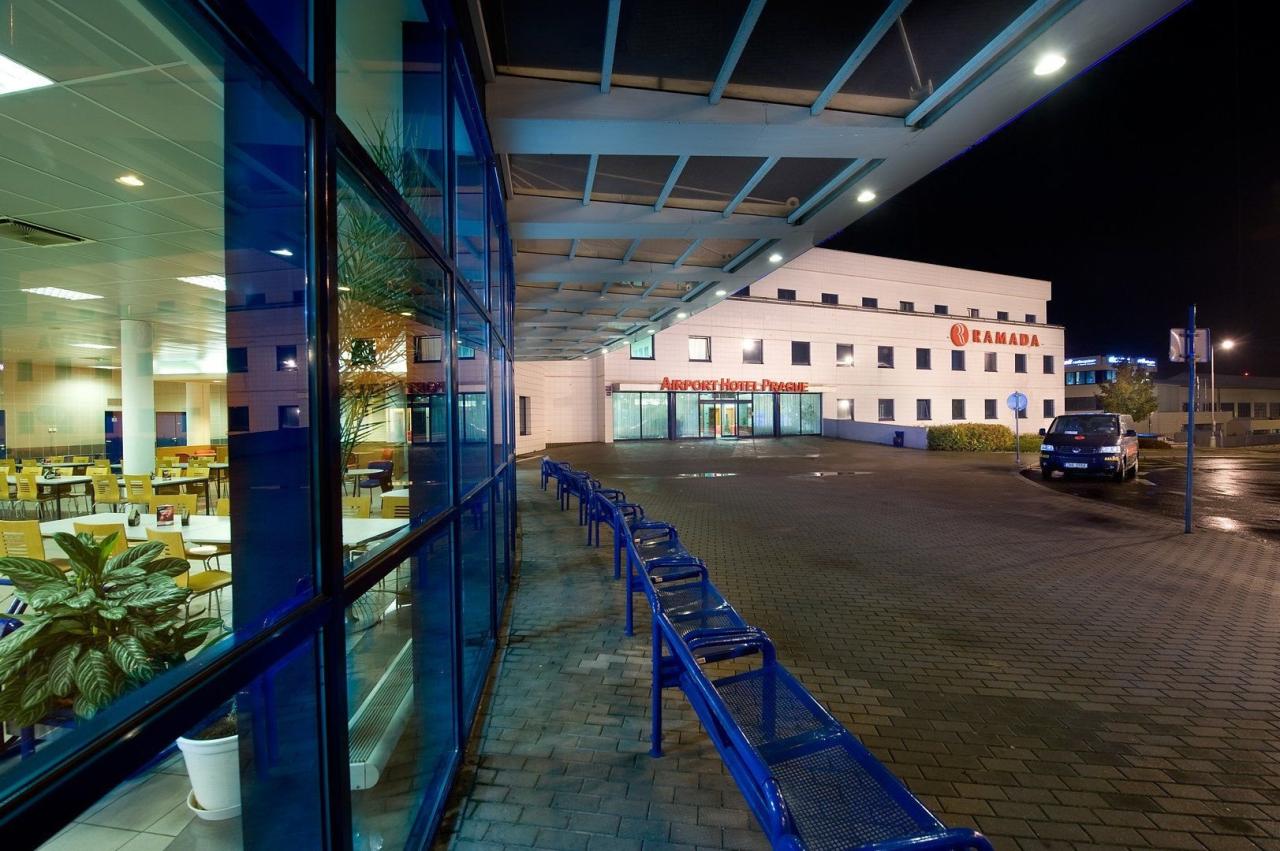 Ramada Airport Hotel Prague