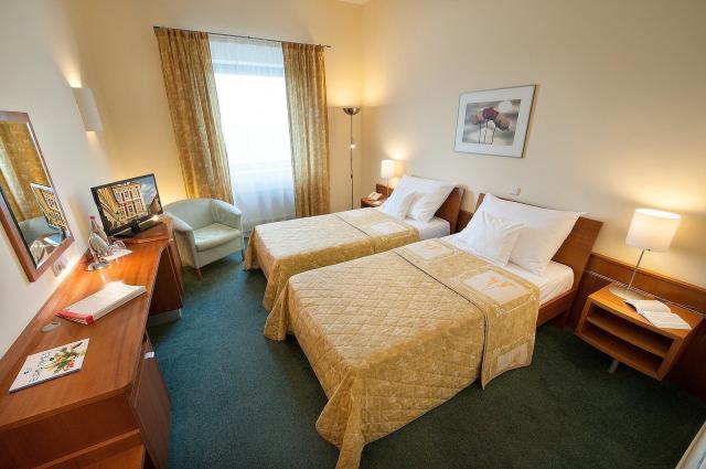 Ramada Airport Hotel Prague