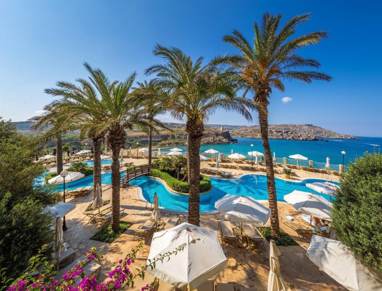 Radisson Blu Golden Sands Resort
