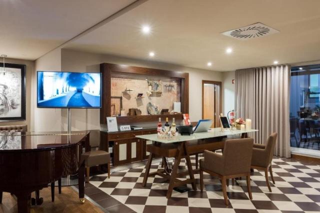 Hotel Vila Gale Porto Ribeira