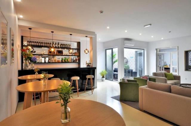Porto Domus Hotel
