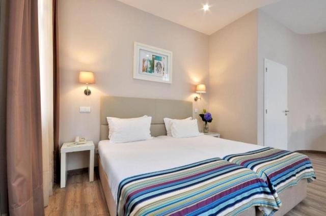 Porto Domus Hotel