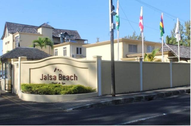 Hotel Jalsa Beach Hotel & Spa