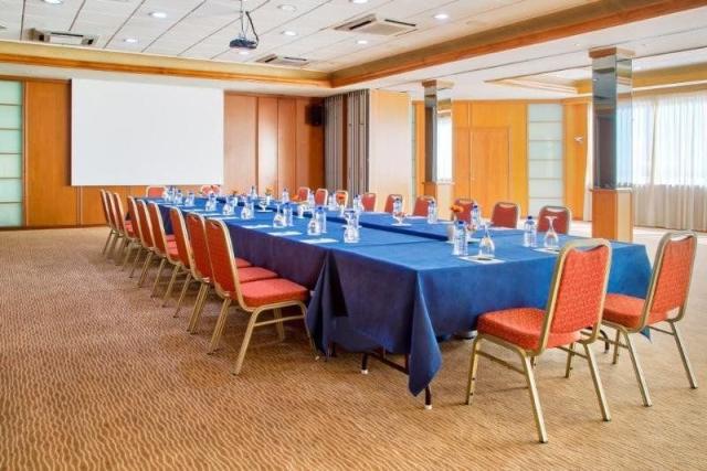 Lordos Beach Hotel & Spa