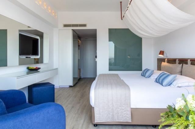 Lordos Beach Hotel & Spa