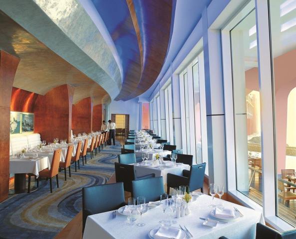 Hotel Shangri-La Al Husn