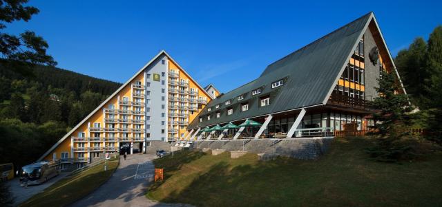 Pinia Hotel & Resort