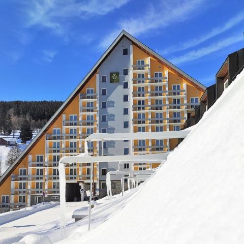 Pinia Hotel & Resort