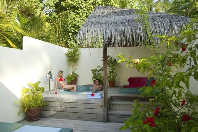 Meeru Island Resort & Spa