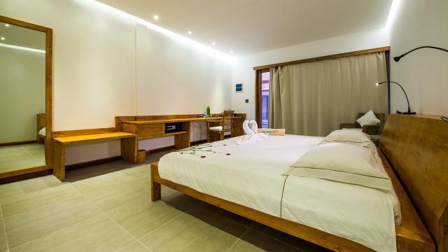 The Barefoot Eco Hotel