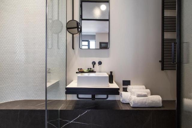 Perianth Hotel