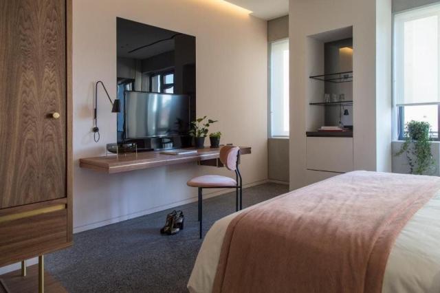 Perianth Hotel