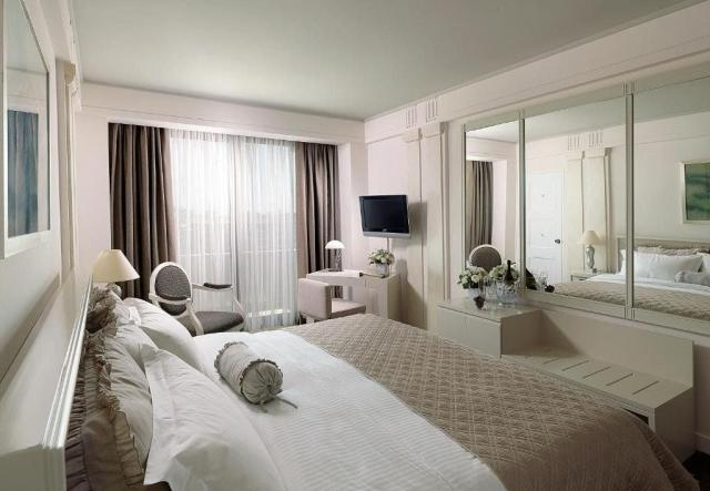 Hotel NJV Athens Plaza
