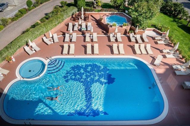Hotel Garden Sea