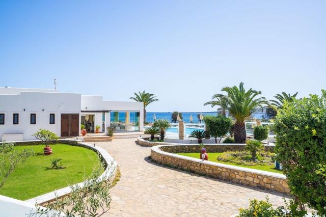 Hotel Irini Beach