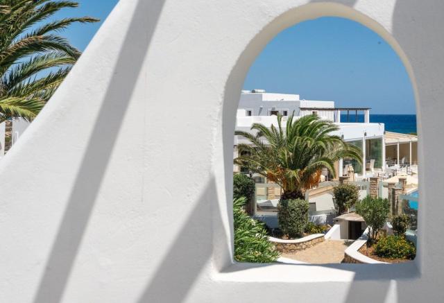 Hotel Irini Beach