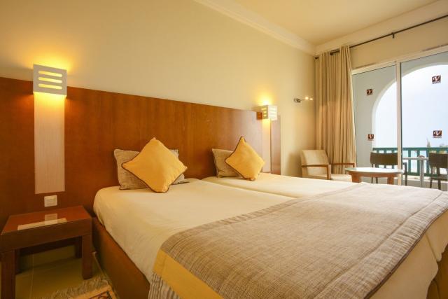 Hotel Vincci Helios Beach
